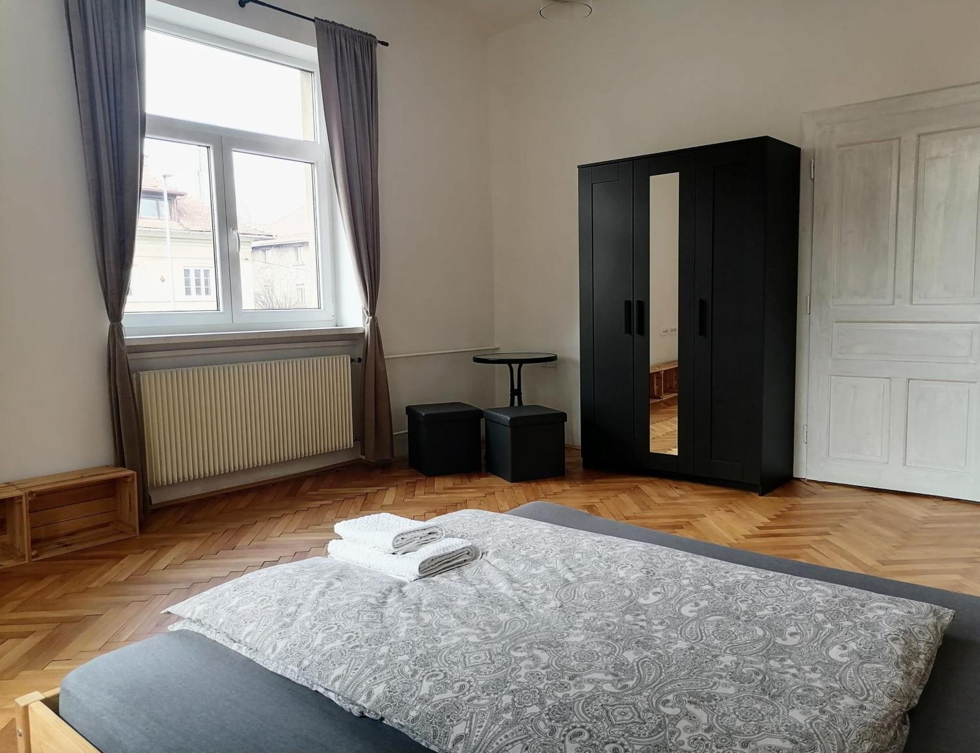 Pirc Apartment On Dunajska Street Liubliana Exterior foto